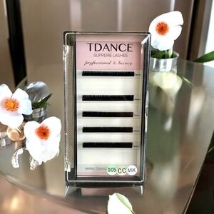 NIB TDANCE Professional & Luxury Supreme Lashes Tray EyeLashes